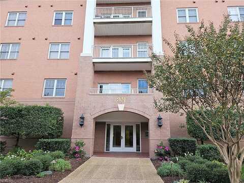 Brooke, NORFOLK, VA 23510