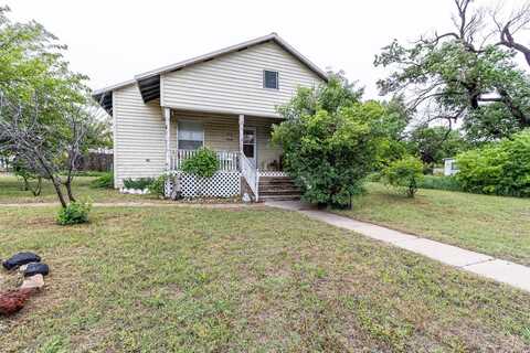 1010 E 3rd Street, Clarendon, TX 79226