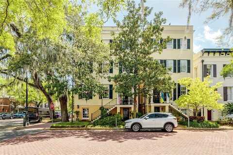 3 W Jones Street, Savannah, GA 31401