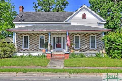 219 N College Street, Pembroke, GA 31321