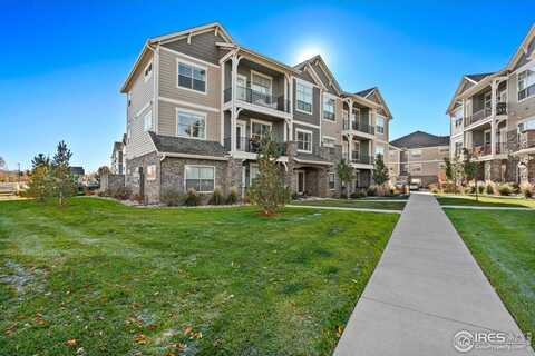 4672 Hahns Peak Dr, Loveland, CO 80538