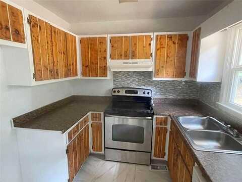 Hickory, CARROLLTON, GA 30116