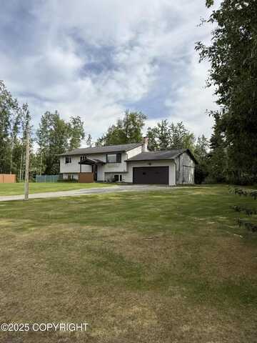 981 E Susitna Drive, Wasilla, AK 99654