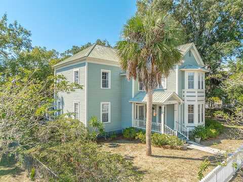 6Th, APALACHICOLA, FL 32320
