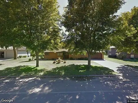 17Th, WINDOM, MN 56101