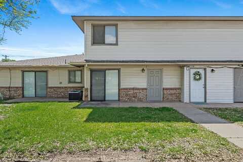 8724 W University St, Wichita, KS 67209