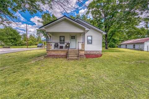 100 E College ST, Marshall, AR 72650