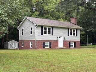 1409 High Street, Farmville, VA 23901