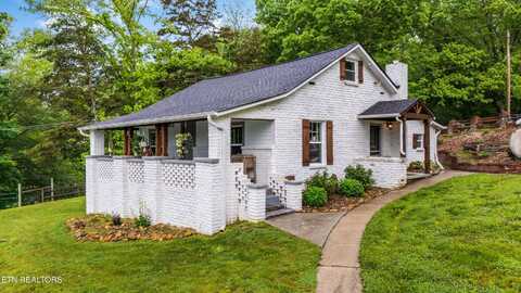 9337 Pedigo Rd, Powell, TN 37849