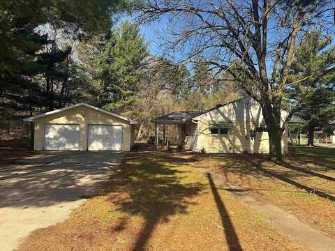 111 W Washington Avenue, Redgranite, WI 54970