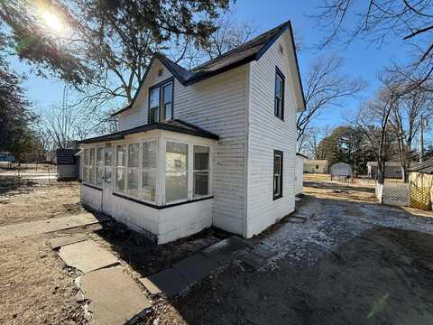 117 S Elm Street, Adams, WI 53910