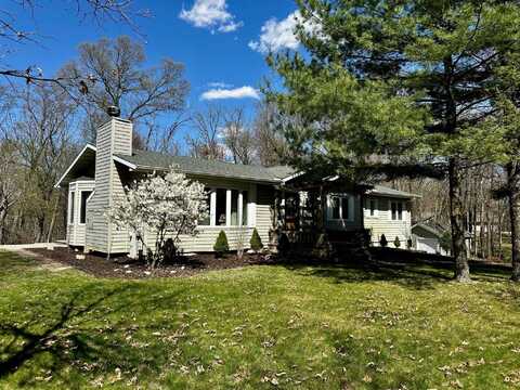 360-362 Setting Sun Trail, Nekoosa, WI 54457
