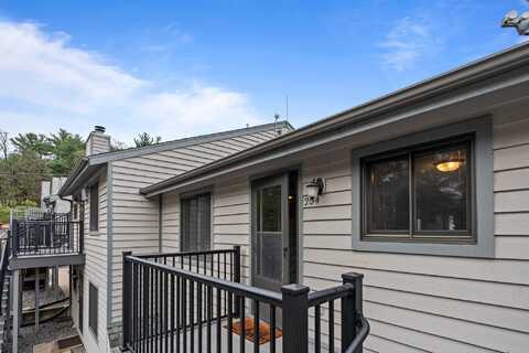 1093 Canyon Road, Wisconsin Dells, WI 53965