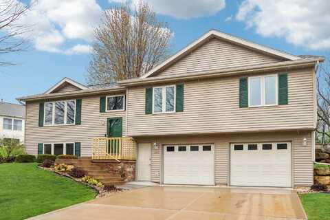 505 Perimeter Road, Mount Horeb, WI 53572
