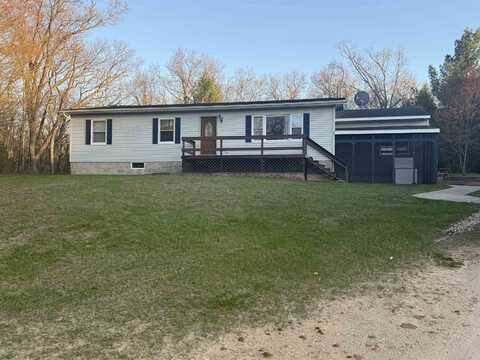 W5417 Volling Lane, Mauston, WI 53948