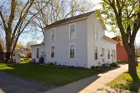 208 W Oak Street, Boscobel, WI 53805