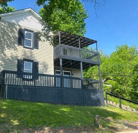 262 John Street, Aurora, IN 47001