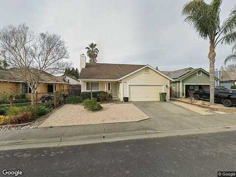 Quince, WINDSOR, CA 95492