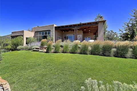 2216 Wilderness Arroyo, Santa Fe, NM 87505