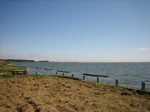 748 SEAVIEW ST, GREENBACKVILLE, VA 23356