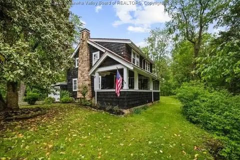 1516 Hunter Drive, Charleston, WV 25311