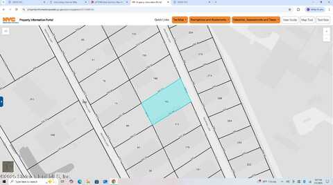 126 Industrial Loop, Staten Island, NY 10309