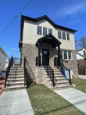 39 Crowell Avenue, Staten Island, NY 10314
