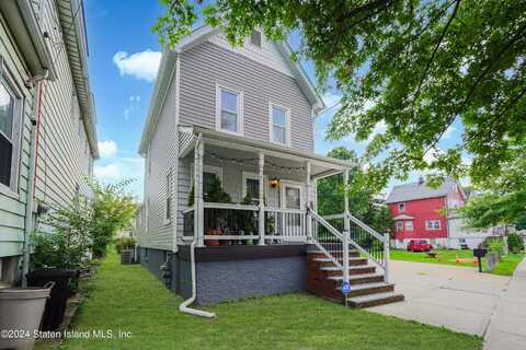 28 Hooker Place, Staten Island, NY 10302