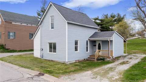 402 Salem Avenue, Salem, IN 47167
