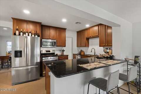 2224 E SELLS Drive, Phoenix, AZ 85016