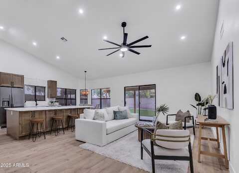 1142 E ENCINAS Avenue, Gilbert, AZ 85234