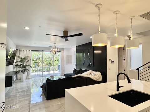 3107 N 70TH Street, Scottsdale, AZ 85251