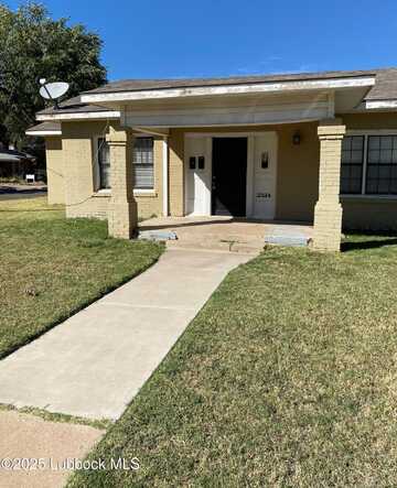 2324 16th Street, Lubbock, TX 79401