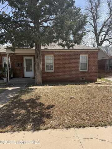 1613 Y Avenue, Lubbock, TX 79401