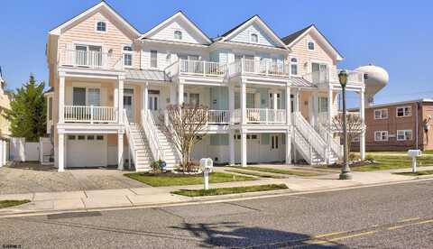 215 N Washington Ave, Margate City, NJ 08402