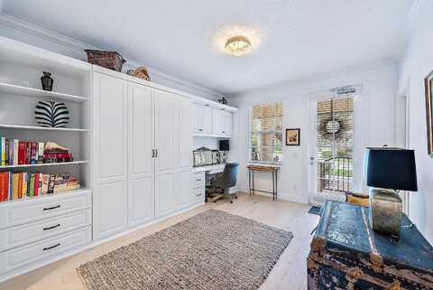 Soriano, JUPITER, FL 33458