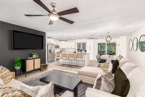 8437 E BONNIE ROSE Avenue, Scottsdale, AZ 85250