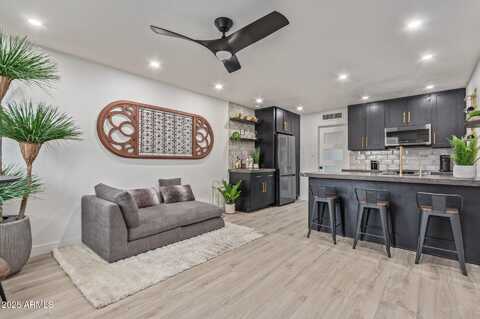 5995 N 78TH Street, Scottsdale, AZ 85250