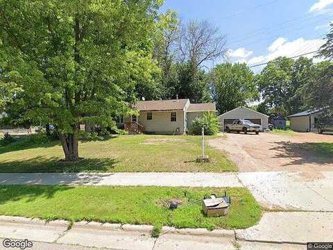 Walnut, BELLE PLAINE, MN 56011