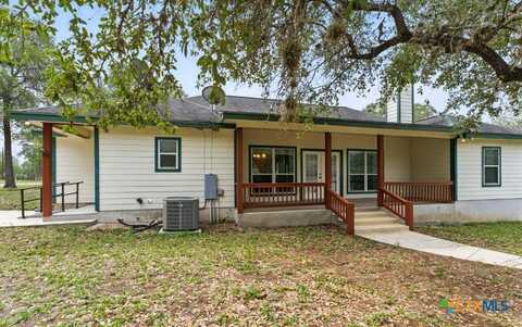 163 Montesito Lane, Floresville, TX 78114