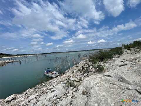 1415 Glenn Drive, Canyon Lake, TX 78133