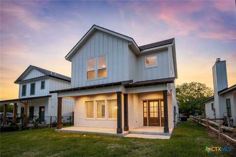 182 W Torrey Street, New Braunfels, TX 78130