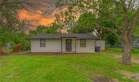 303 Sumbera Street, Holland, TX 76534