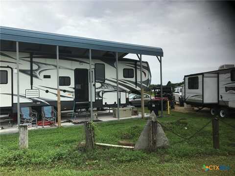 193 Silkstocking Street, Port Lavaca, TX 77979