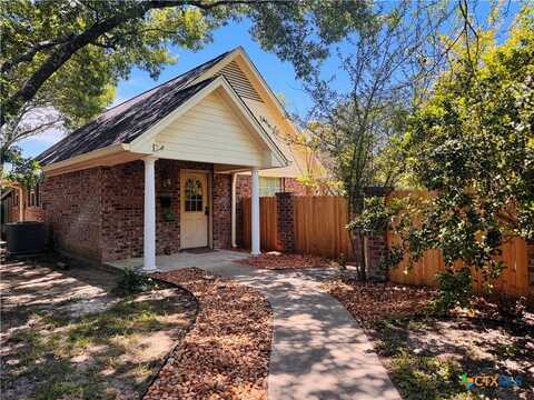 3900 Chisholm Trail, Salado, TX 76571