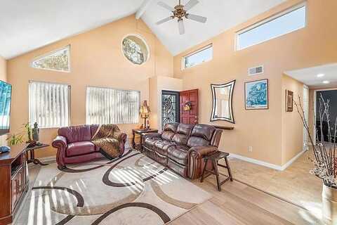 Melrose, VISTA, CA 92083