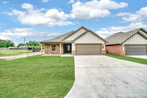 710 NW Cherry Ave, Cache, OK 73527