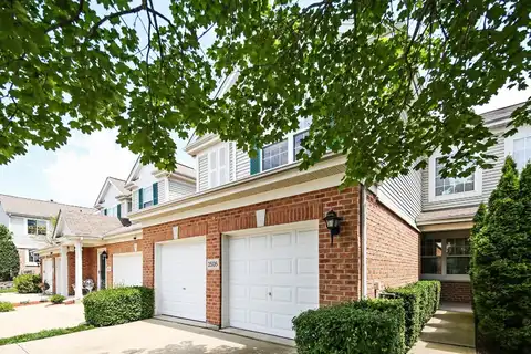 2505 Camberley Circle, Westchester, IL 60154