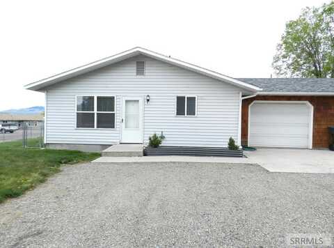 708 Taft Avenue, Salmon, ID 83467