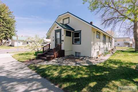 196 N Higbee Avenue, Idaho Falls, ID 83401